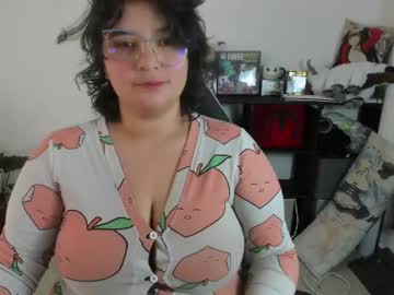 See Aikadreams online Now @ diddle.cam