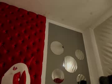 See Alaia_lovee online Now @ diddle.cam