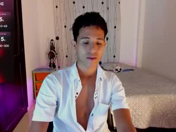 See Alessandro_wizard online Now @ diddle.cam