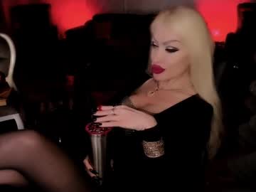 See Alfa_female online Now @ diddle.cam
