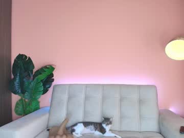 See Almacastillo2 online Now @ diddle.cam