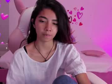 See Andromeda_meyer online Now @ diddle.cam