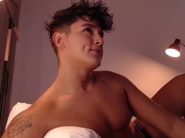 See Angelcossio online Now @ diddle.cam