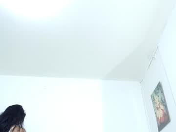 See Ariacoral online Now @ diddle.cam