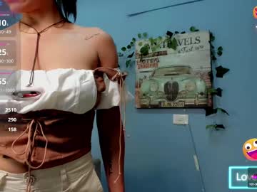 See Ashleey_johnson online Now @ diddle.cam