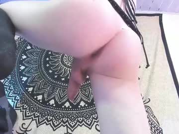 See Bathory_vamps online Now @ diddle.cam