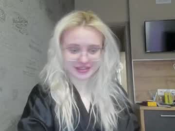 See Be_daddy online Now @ diddle.cam