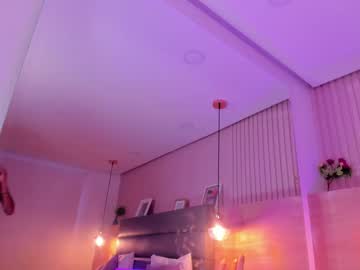 See Bella_rosse_cute_ online Now @ diddle.cam