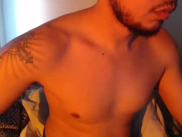 See Berriess_ online Now @ diddle.cam