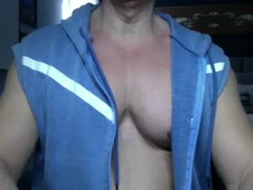 See Bgdkmuscleguy online Now @ diddle.cam