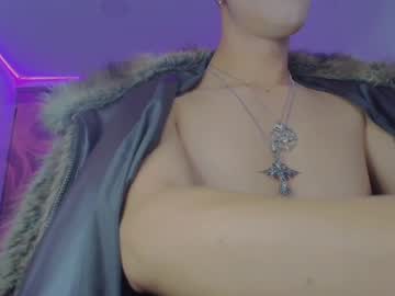 See Bruce_6666 online Now @ diddle.cam