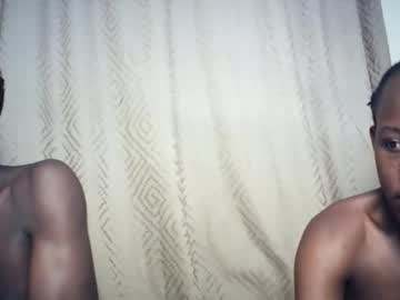 See Butterflyblack2 online Now @ diddle.cam