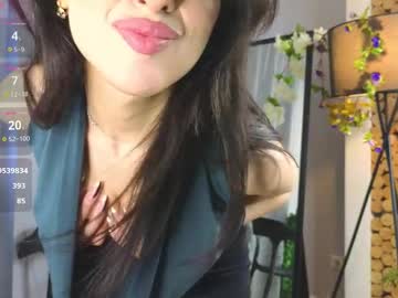See Chelseaclem online Now @ diddle.cam