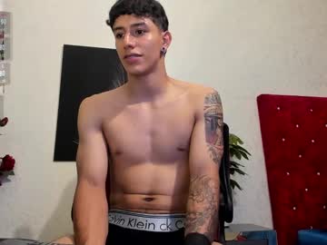 See Cristopher23_ online Now @ diddle.cam