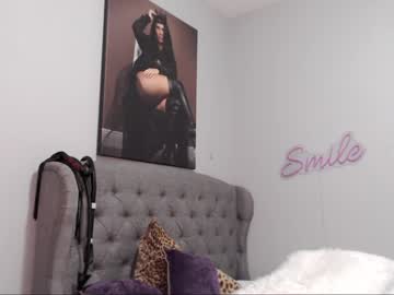 See Curvymodelmilf online Now @ diddle.cam