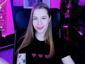 See Cutemousee online Now @ diddle.cam