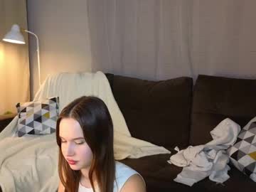 See Cutiee_alice online Now @ diddle.cam