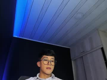 See Danteheat online Now @ diddle.cam