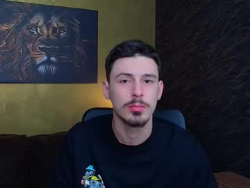 See Enzorace online Now @ diddle.cam