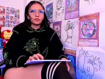 See Eviegothel online Now @ diddle.cam