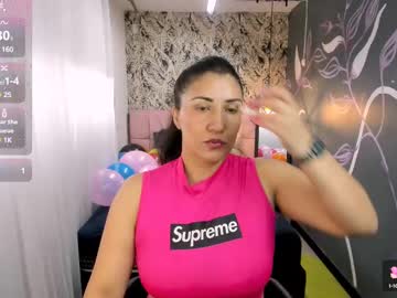 See Giafox_ online Now @ diddle.cam