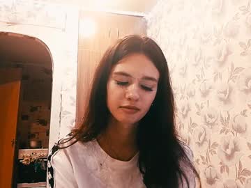 See Gladysbanbury online Now @ diddle.cam