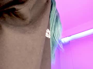 See Gloomydoll online Now @ diddle.cam