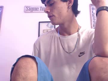 See Harrythomson1 online Now @ diddle.cam