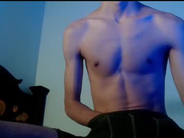 See Isaaclatino online Now @ diddle.cam