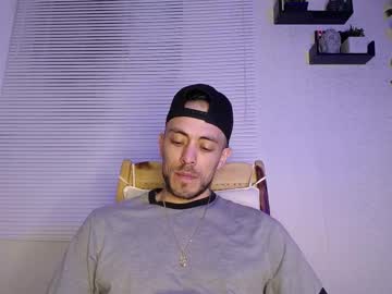 See Jasson_king01 online Now @ diddle.cam