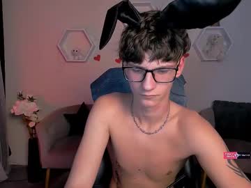 See Jimmie_hot online Now @ diddle.cam