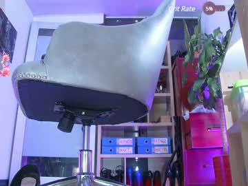 See Kaariyn_ online Now @ diddle.cam