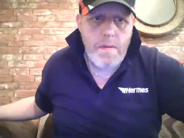 See Kona_blast online Now @ diddle.cam