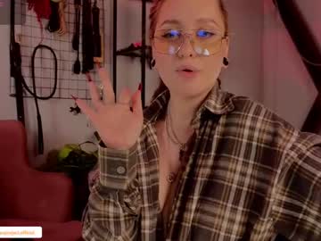 See Koracrosbie online Now @ diddle.cam