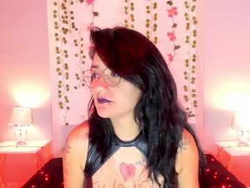 See Kyliemaxwell online Now @ diddle.cam
