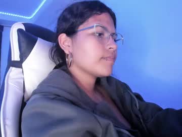 See Ladybrown_16 online Now @ diddle.cam