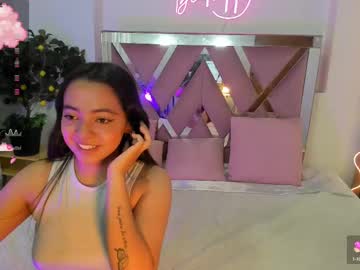 See Laraa_tay online Now @ diddle.cam