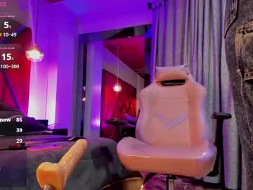 See Leila_08 online Now @ diddle.cam
