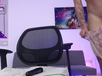 See Lexxaroux online Now @ diddle.cam