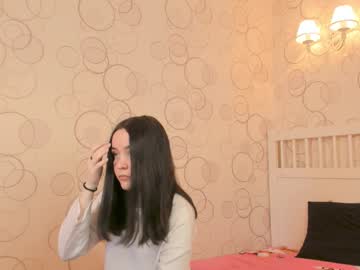 See Lornaarnet online Now @ diddle.cam