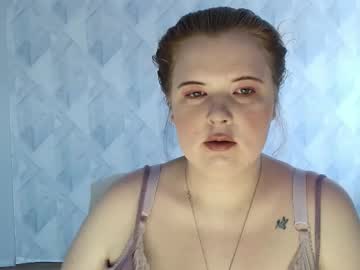 See Melina_beauty online Now @ diddle.cam