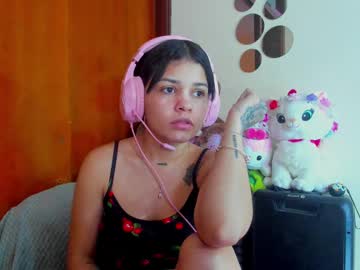 See Merlin_adans online Now @ diddle.cam