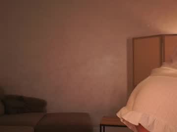 See Mist_mia online Now @ diddle.cam
