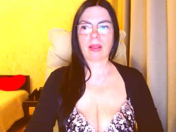 See Monica1203 online Now @ diddle.cam