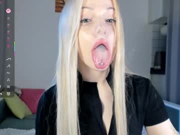 See Nicole_yo online Now @ diddle.cam