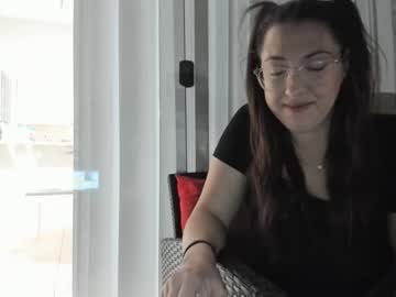 See Notsoinnocent_thick online Now @ diddle.cam