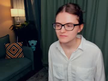 See Odettechurchwell online Now @ diddle.cam
