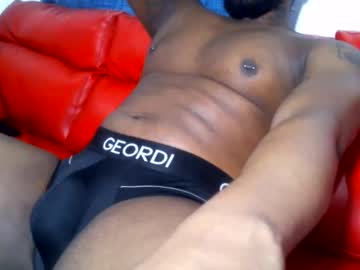 See Ostinsantoss online Now @ diddle.cam