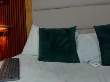 See Roseliam_ online Now @ diddle.cam