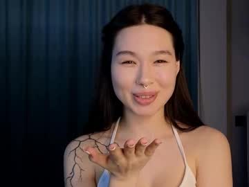 See Sangria_blanca online Now @ diddle.cam